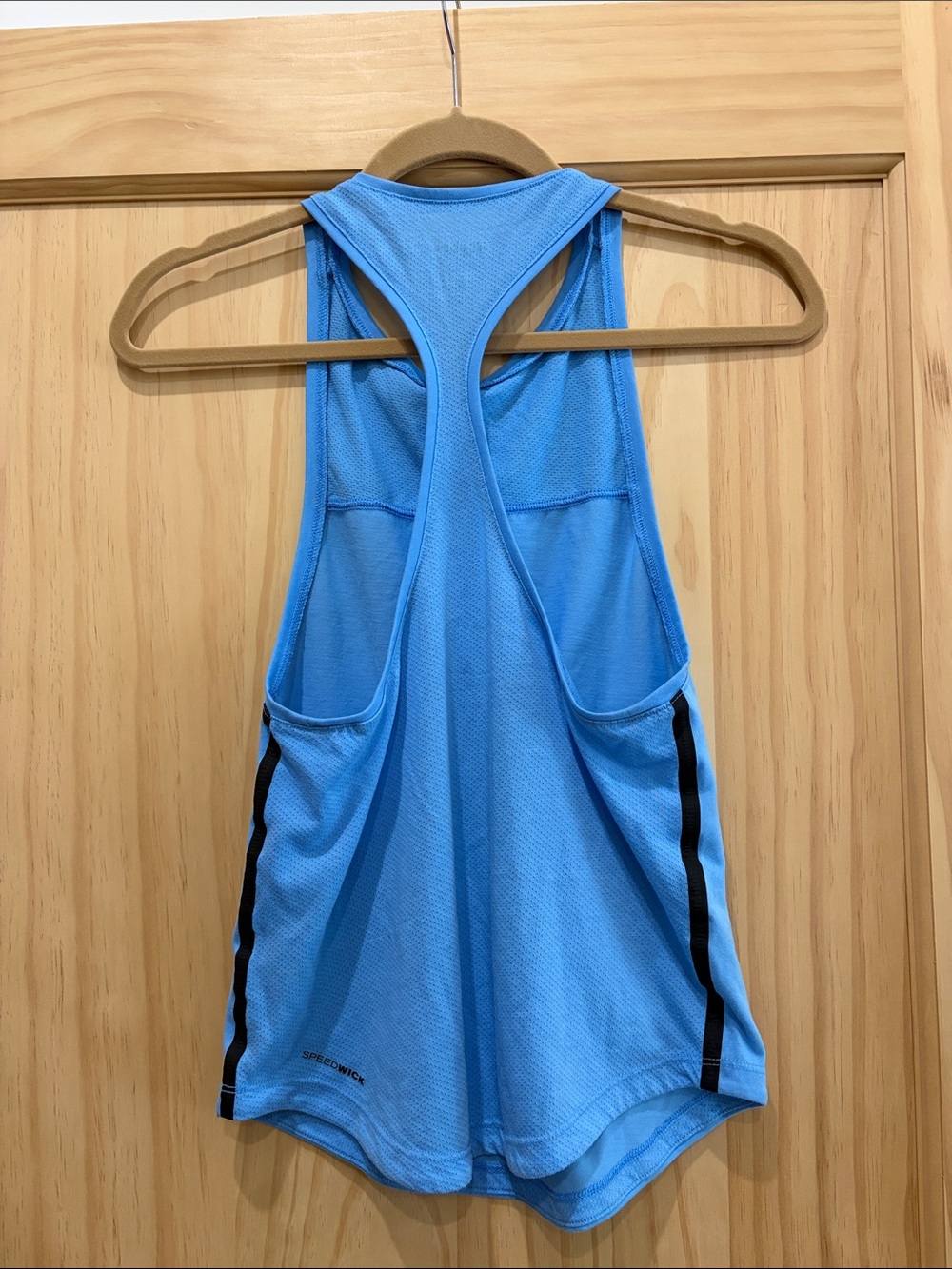Like new Reebok tank - Picture 2 of 3